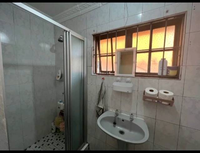 3 BEDROOM HOUSE FOR SALE IN RAISETHORPE